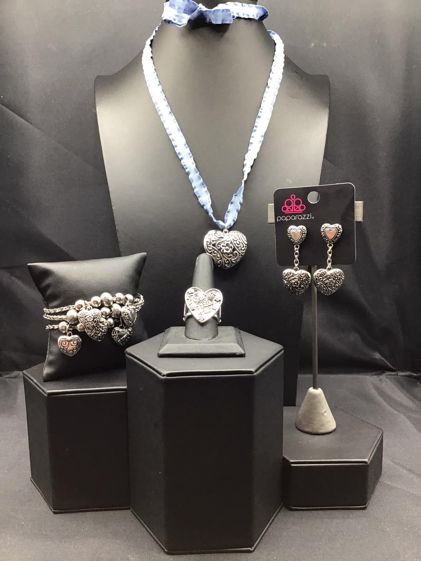 Glimpses of Malibu - Blue Complete Trend Blend August 2024 Fashion Fix Set