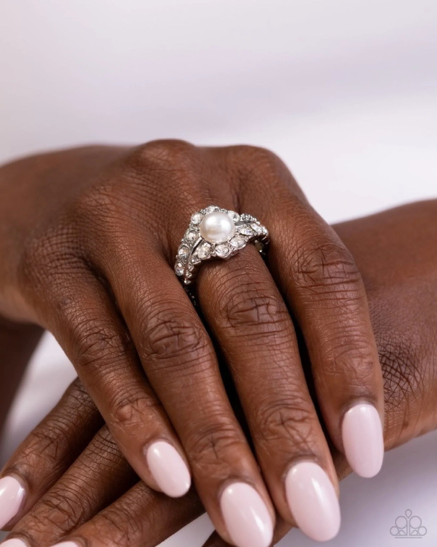 Titanic Tango - White Ring Ring - Princess Glam Shop