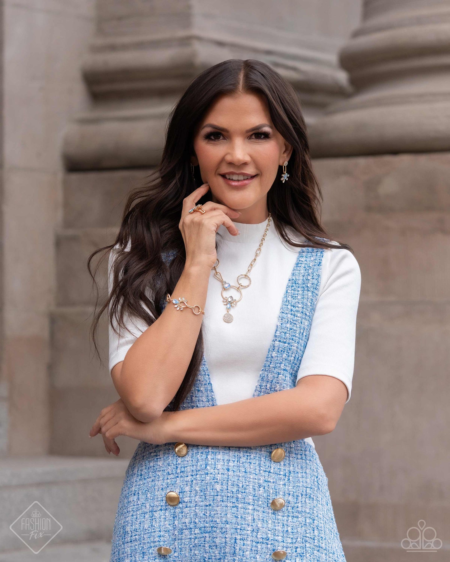 Fiercely 5th Avenue - Gold Blue Multi Complete Trend Blend May 2024 Fashion Fix Set