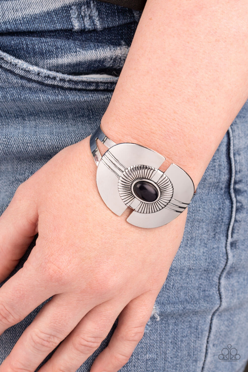 Canyon Couture - Black Stone Bracelet - Princess Glam Shop