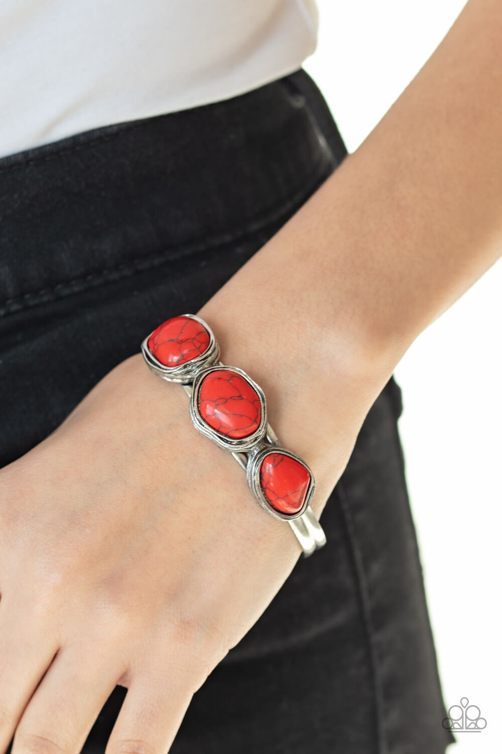 Stone Shop - Red Bracelet - Princess Glam Shop