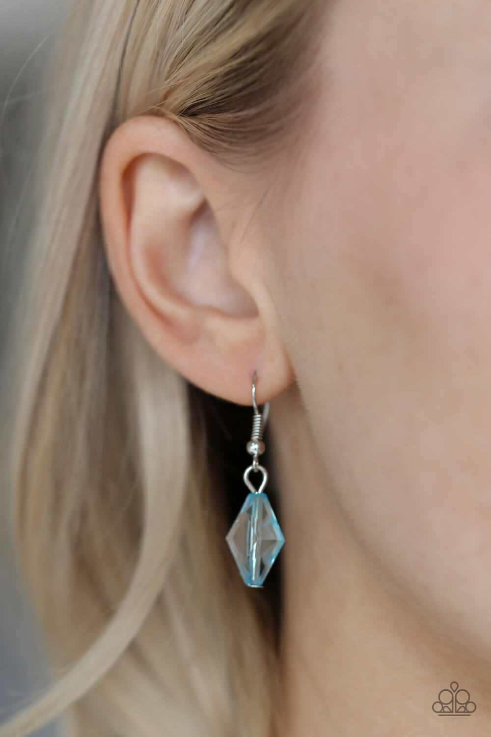 GLOW And Steady Wins The Race - Blue Necklace Set - Princess Glam Shop