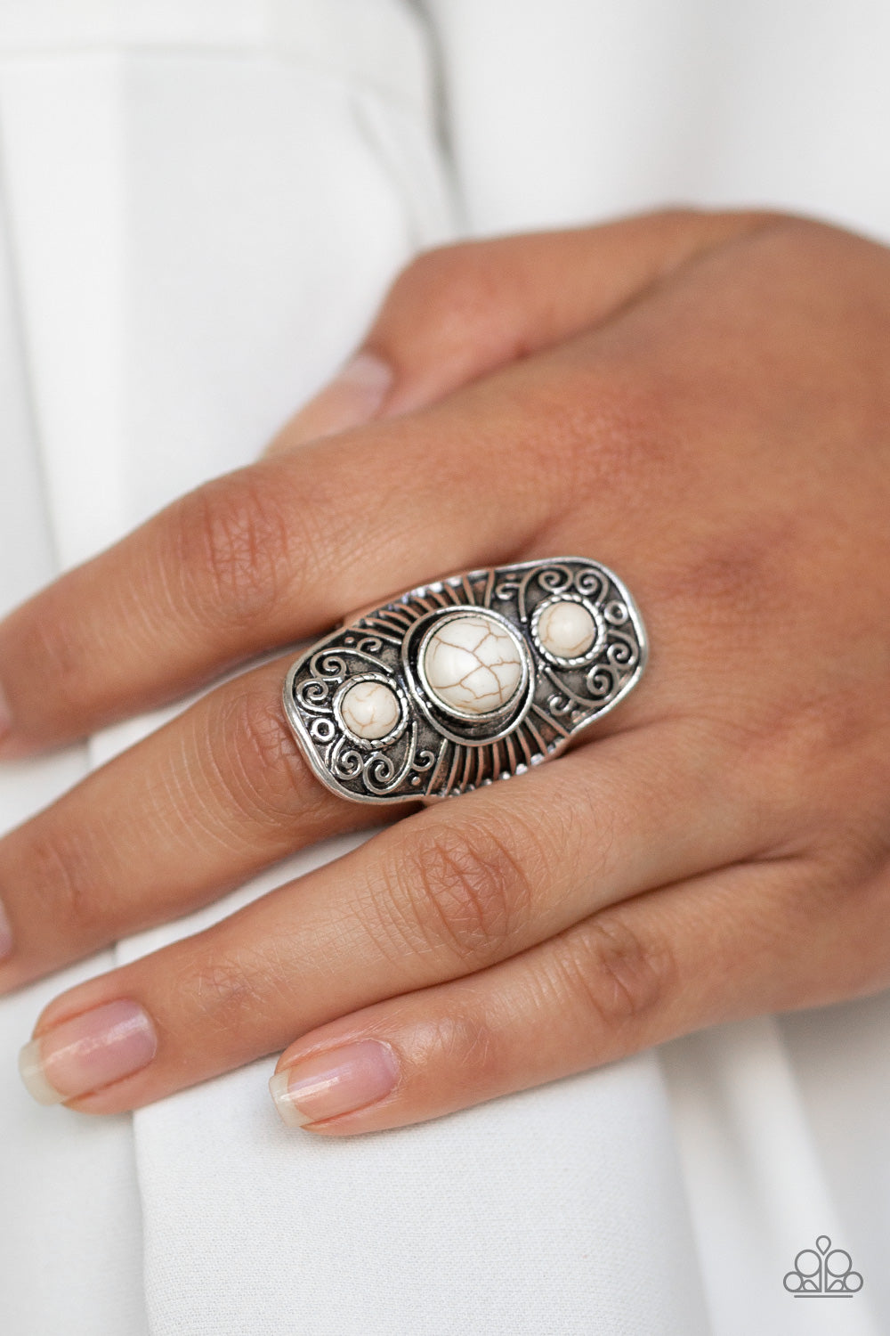 Stone Oracle - White Ring - Princess Glam Shop