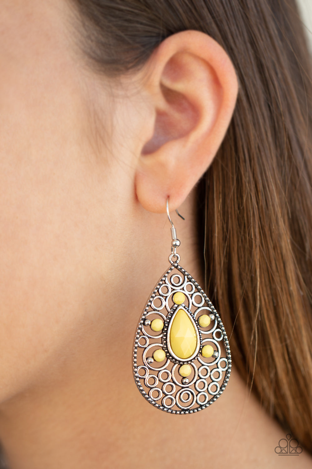 Modern Garden - Yellow Earrings - Princess Glam Shop