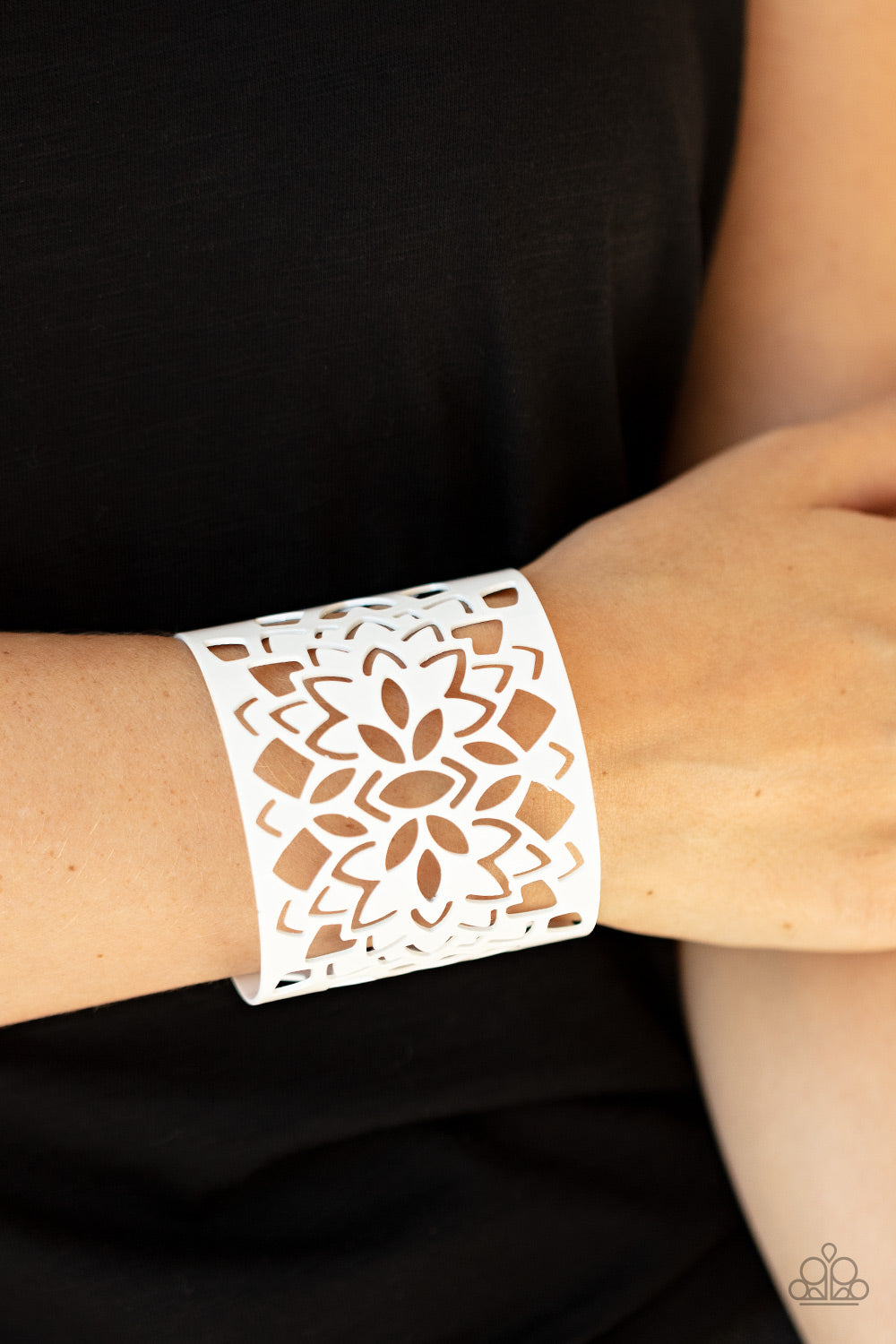 Hacienda Hotspot - White Cuff Bracelet - Princess Glam Shop