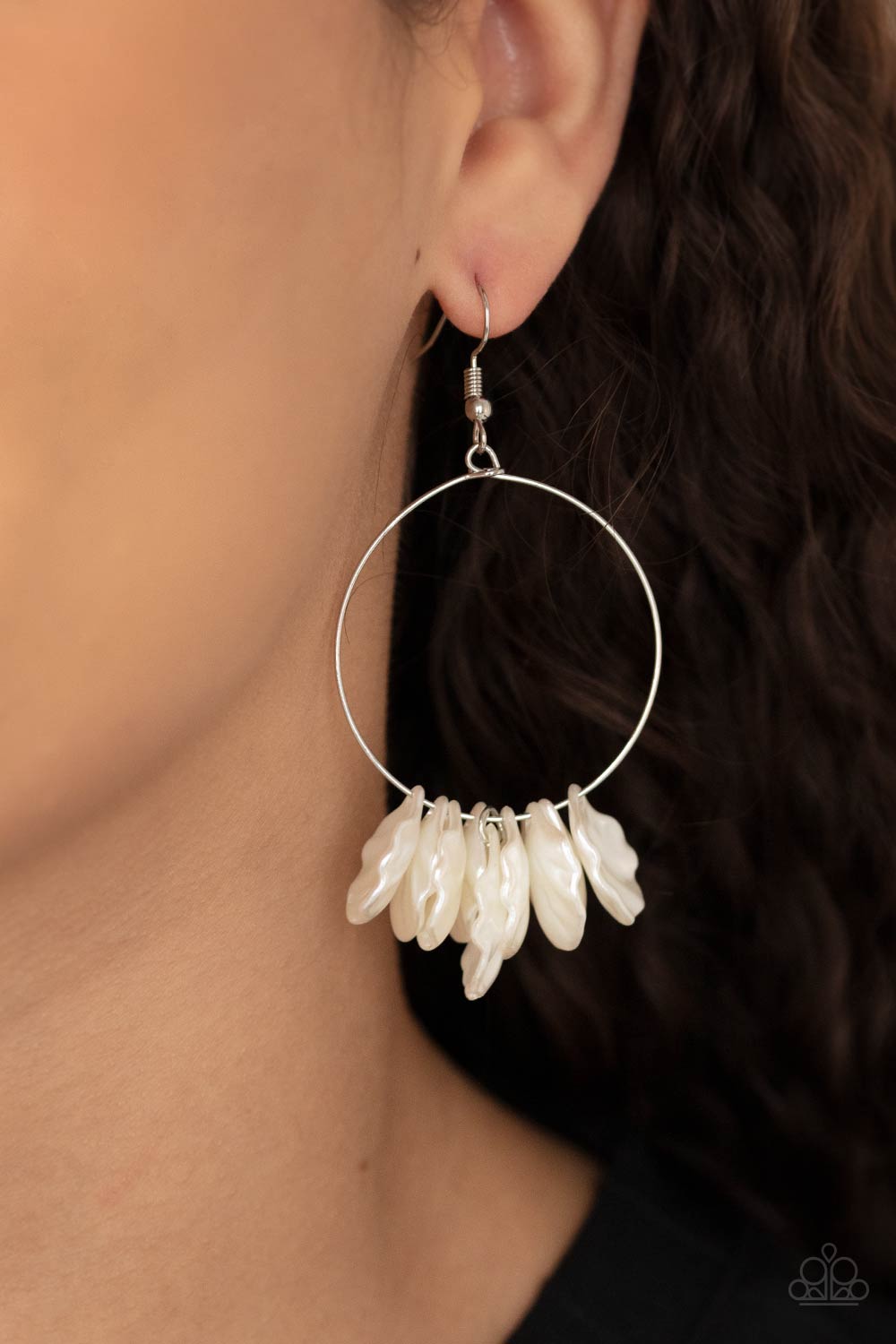 Sailboats and Seashells - White Earrings - Princess Glam Shop