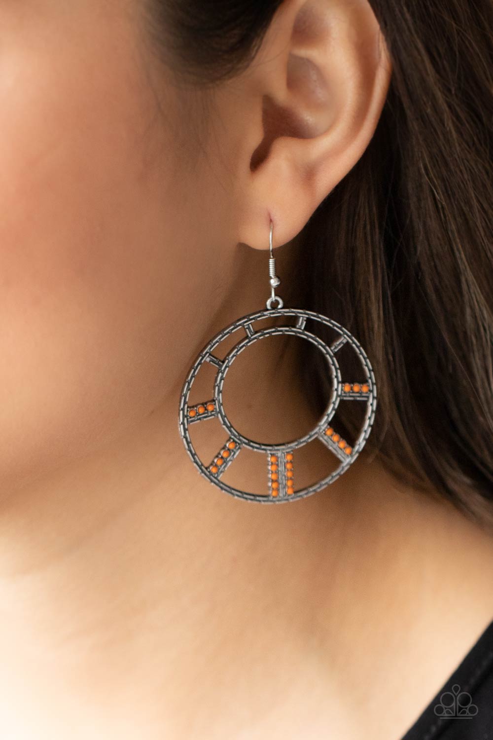 Fleek Fortress - Orange Earrings - Princess Glam Shop