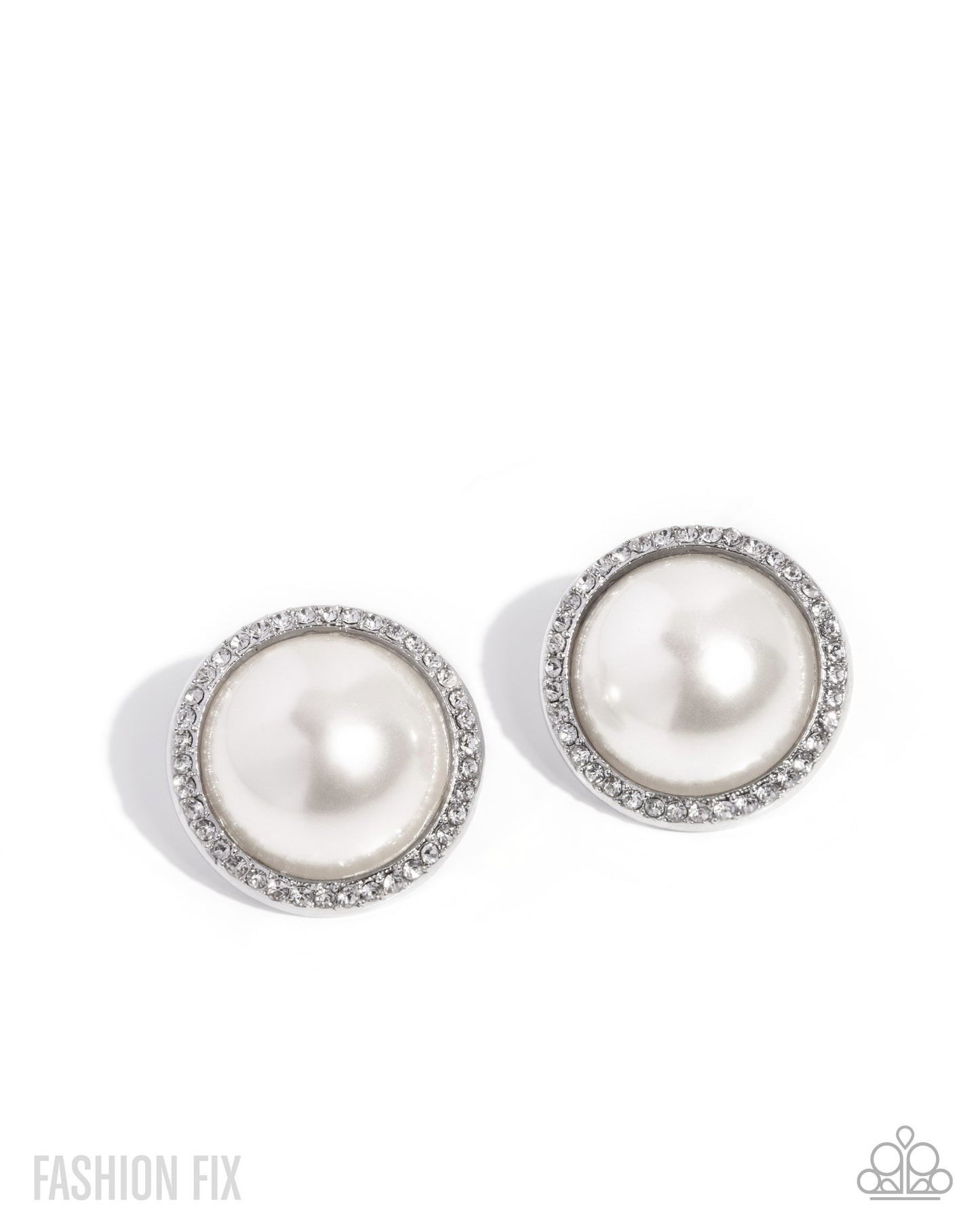 Fiercely 5th Avenue - White Complete Trend Blend August 2025 Fashion Fix Set