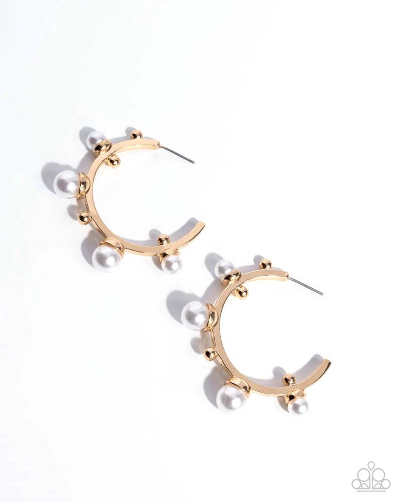 Poetic Pearls - Gold Hoop Earrings