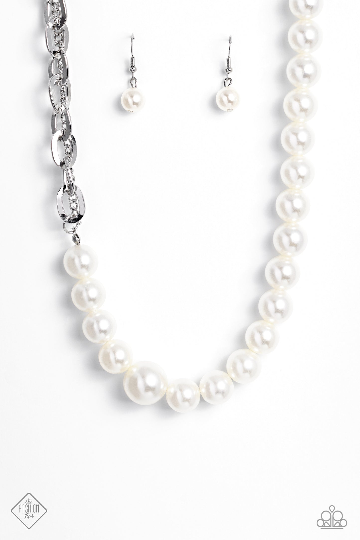 Fiercely 5th Avenue - White Complete Trend Blend June 2023 Fashion Fix Exclusive Set