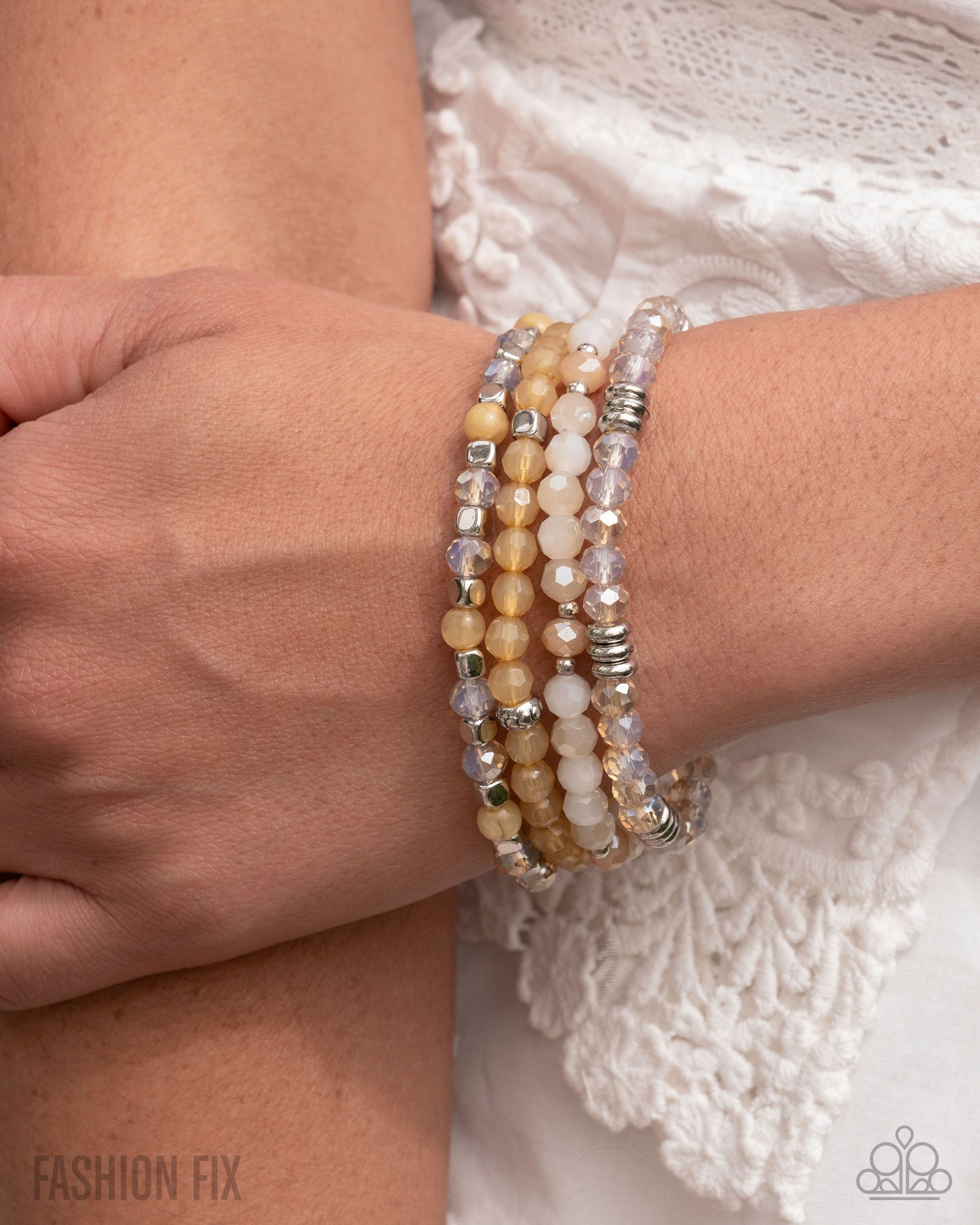 Sunset Sightings - Silver Complete Trend Blend August 2025 Fashion Fix Set