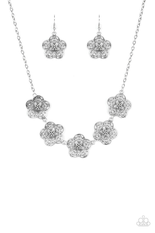 Garden Groove - Silver Necklace Set - Princess Glam Shop