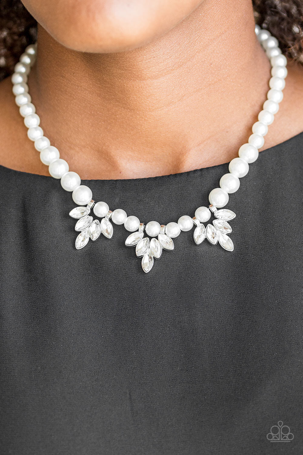 Society Socialite - White Pearl Necklace Set - Princess Glam Shop