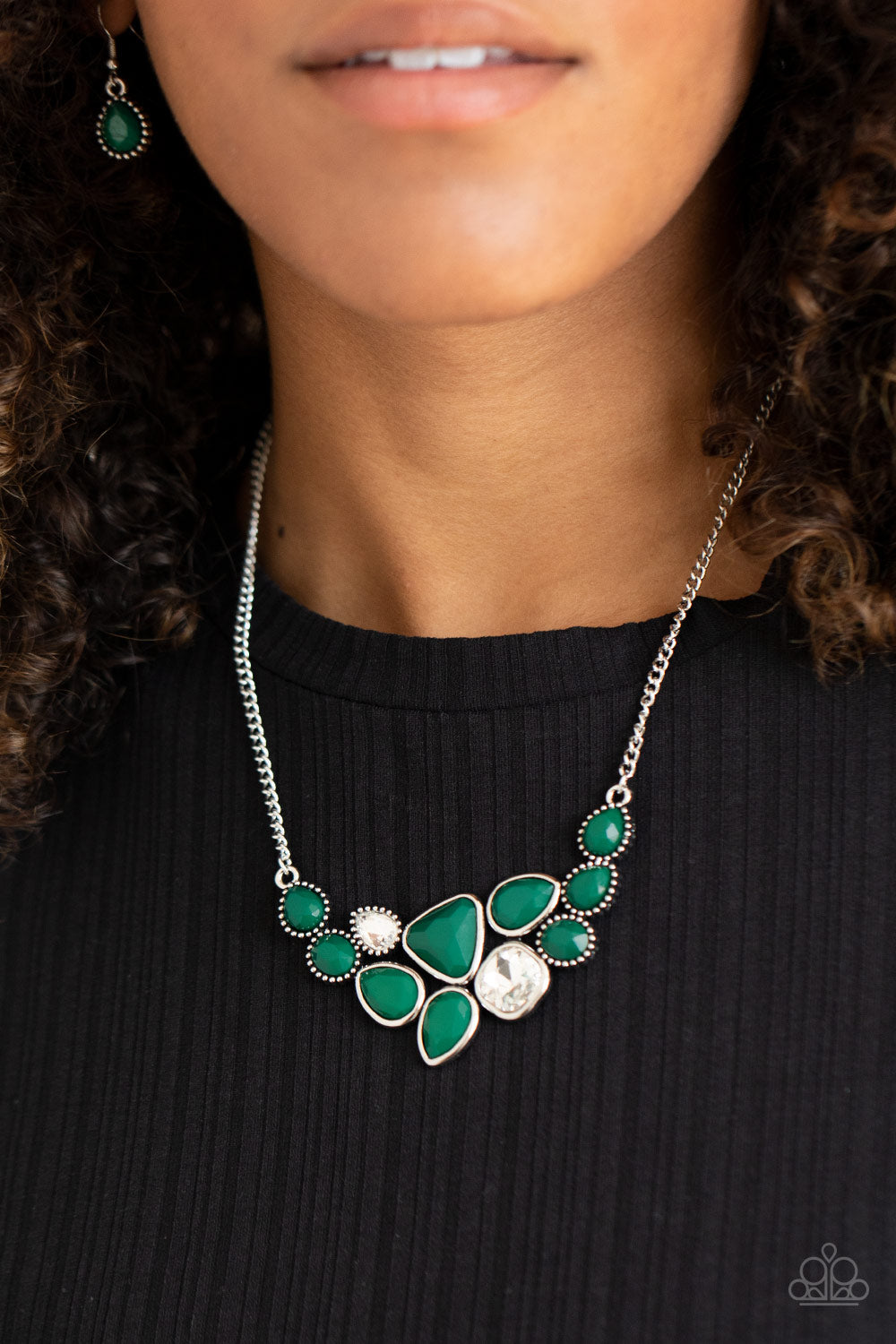 Breathtaking Brilliance - Green Necklace Set - Princess Glam Shop