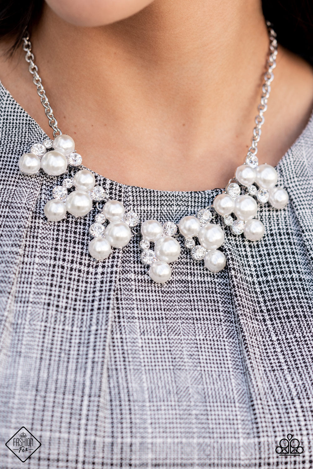 Fiercely 5th Avenue - Complete Trend Blend Oct 2021 White Fashion Fix Exclusive Set - Princess Glam Shop