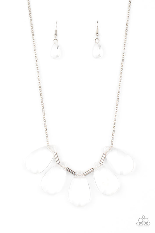 HEIR It Out - White Necklace Set - Princess Glam Shop