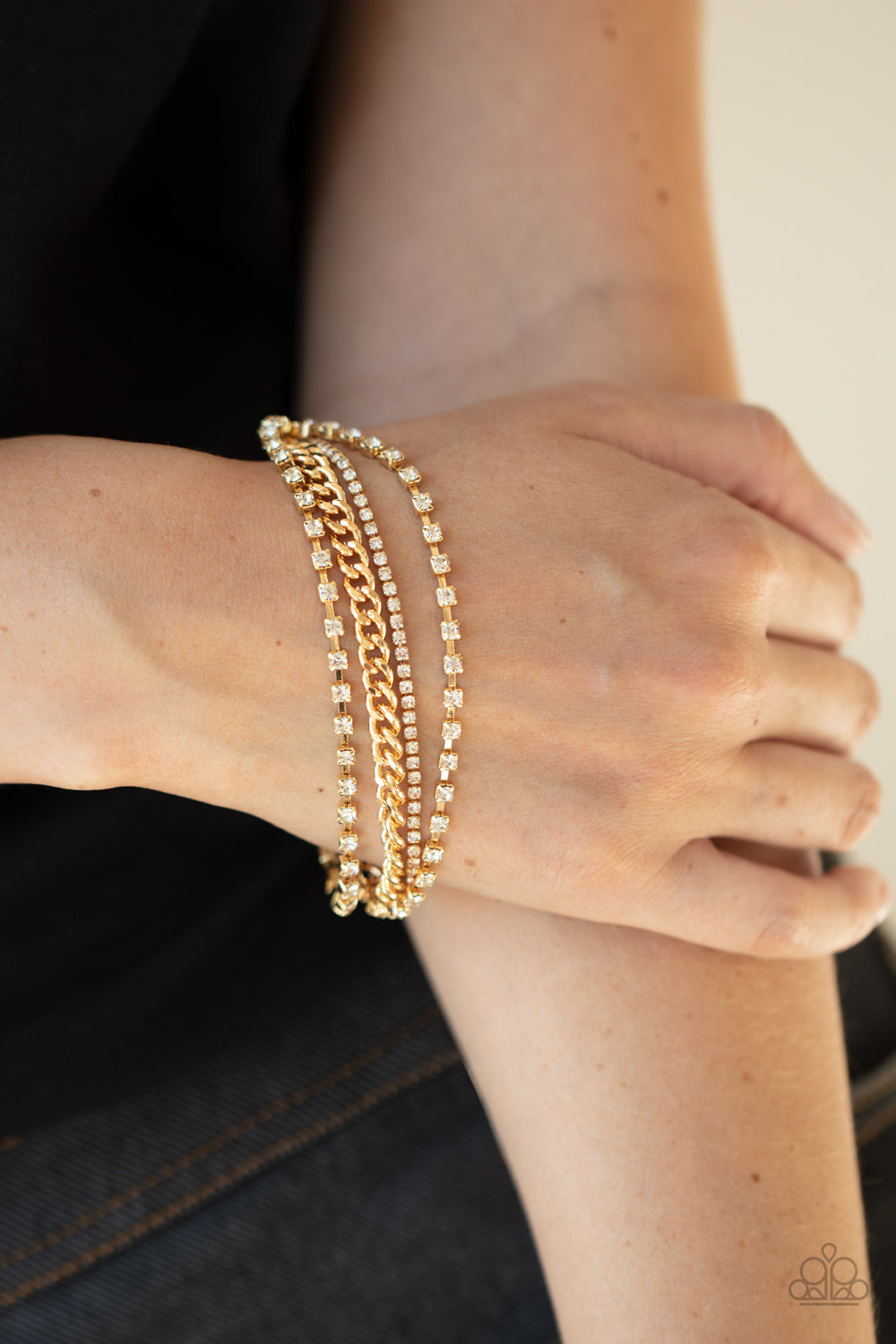 Brilliantly Beaming - Gold Bracelet - Princess Glam Shop