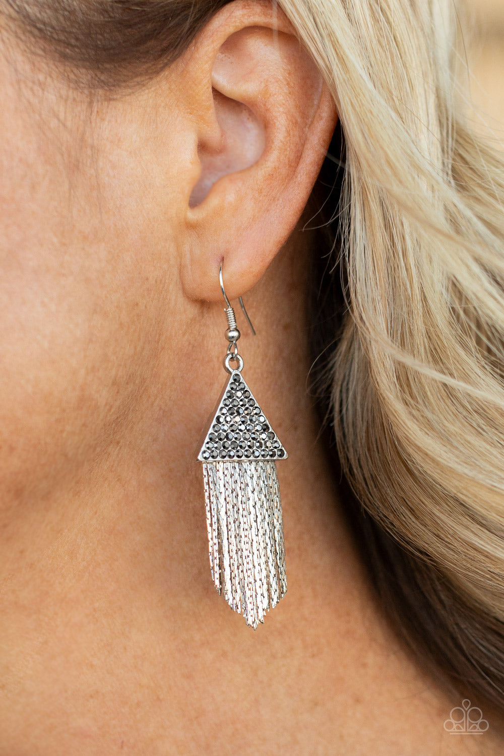 Pyramid SHEEN - Silver Earrings Convention Exclusive Fall 2021 - Princess Glam Shop