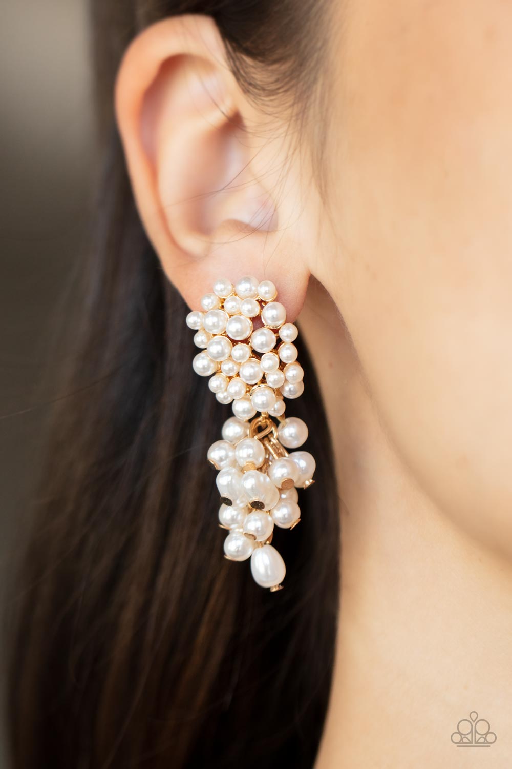Fabulously Flattering - Gold & White Earrings - Princess Glam Shop