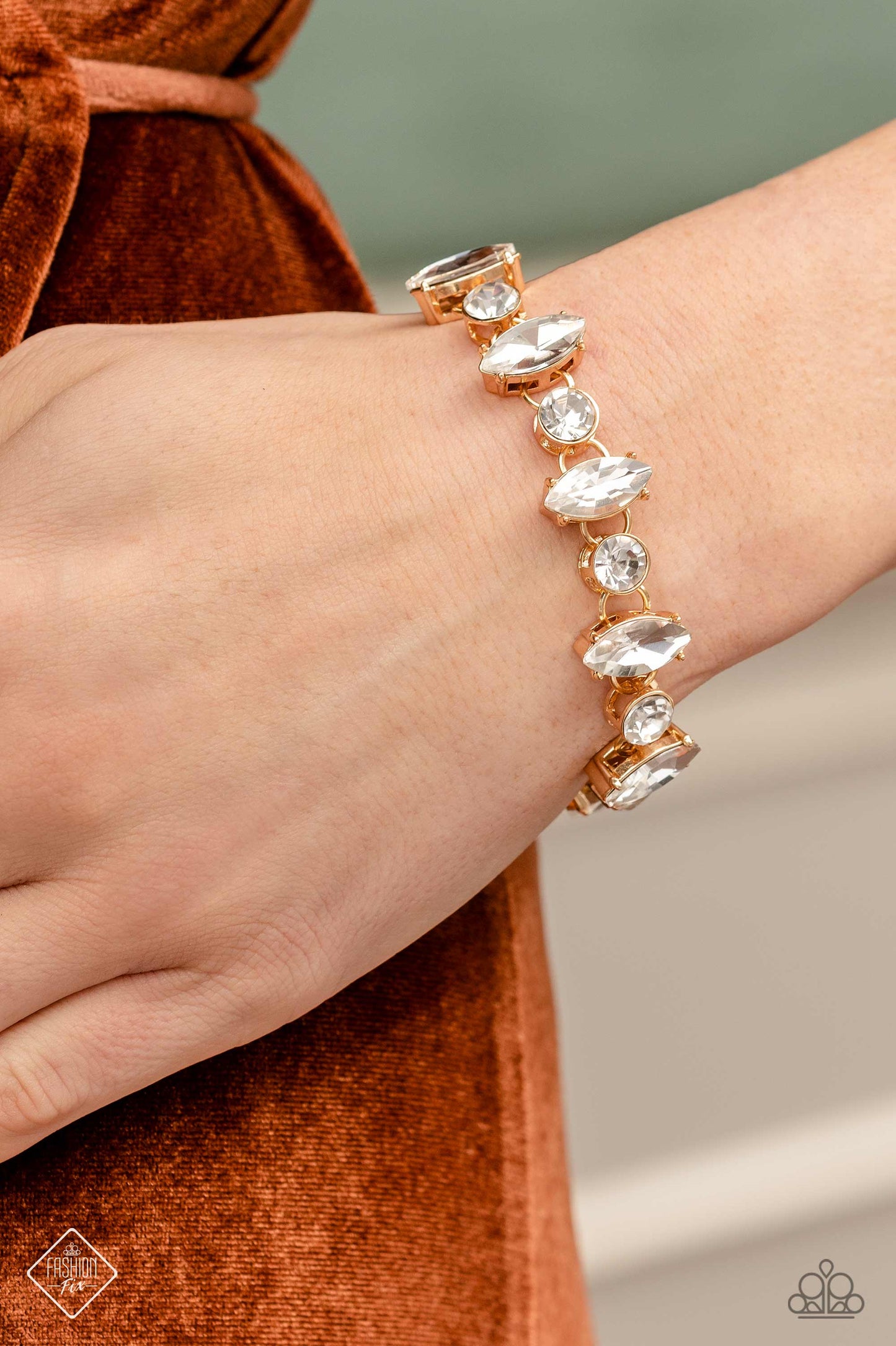 Exclusively Extravagant - Gold Bracelet March 2023 Fashion Fix Exclusive