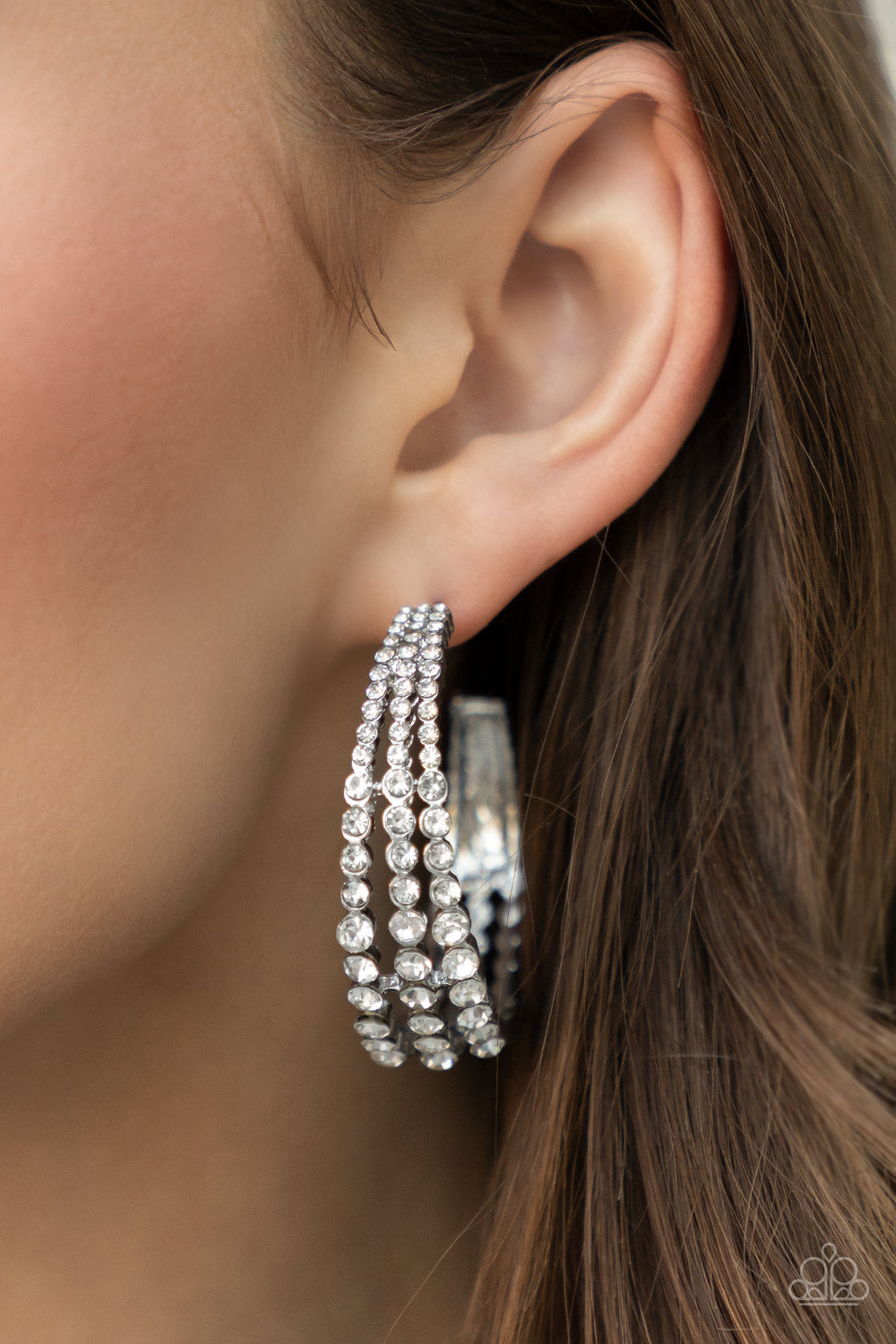Cosmopolitan Cool - White Earrings 🎉 Spring 2022 Exclusive - Princess Glam Shop