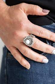 Poppy Pep - White Ring - Princess Glam Shop