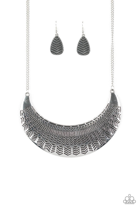 Large As Life - Silver Necklace Set - Princess Glam Shop