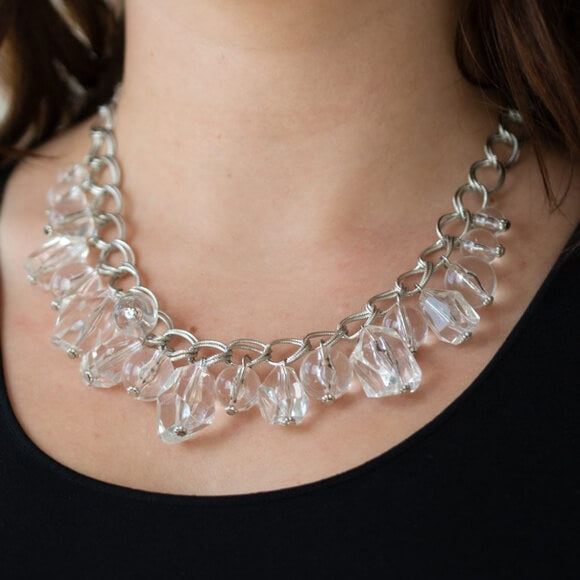 Gorgeously Globetrotter - White Clear Necklace set - Princess Glam Shop